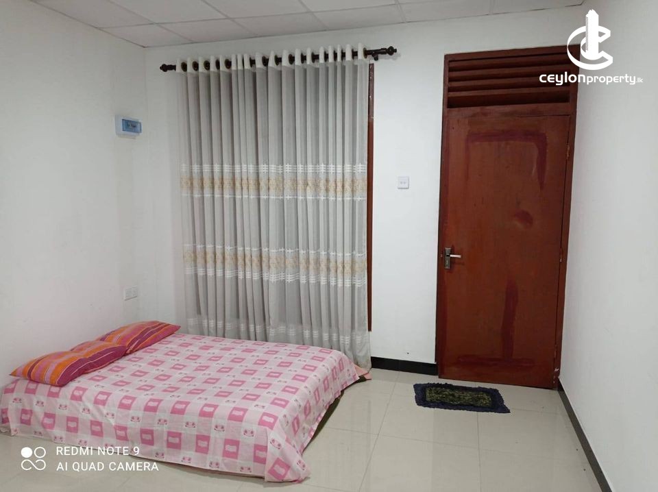 Single Room for Rent in Nugegoda (Girls Only)
